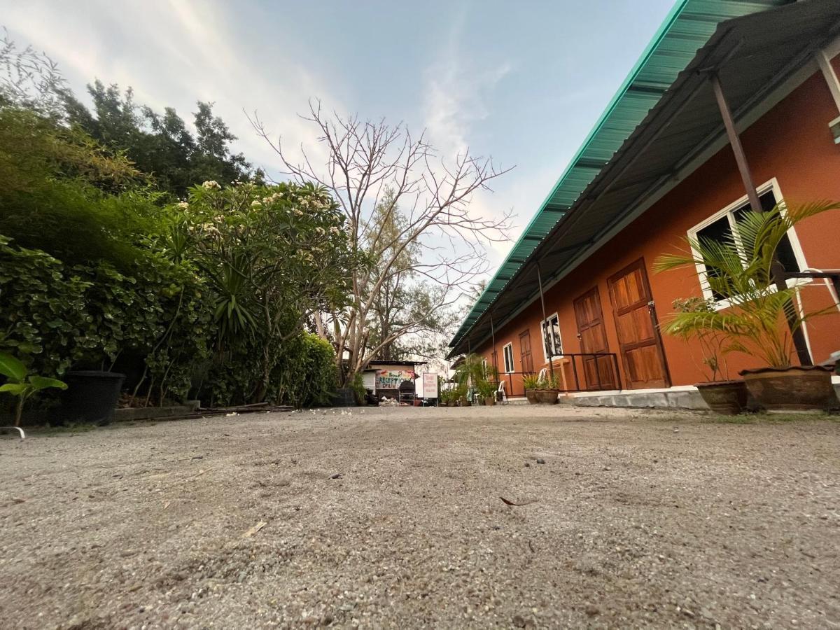 Phangan Dream Box Hotel Baan Tai Exterior photo